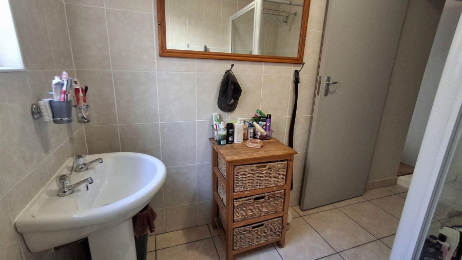 3 Bedroom Property for Sale in Seemeeu Park Western Cape